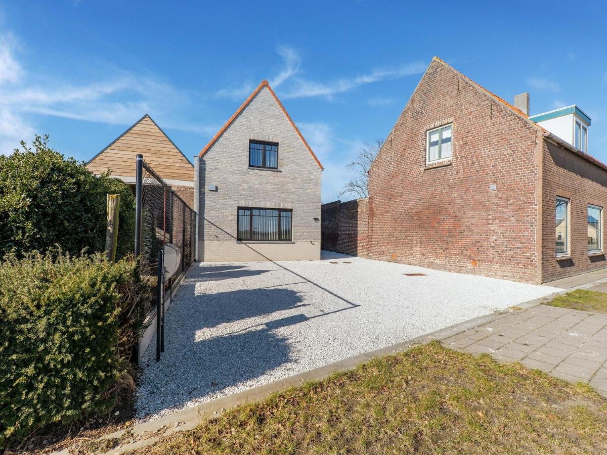 Modern Holiday Home With Garden Aardenburg Dış mekan fotoğraf